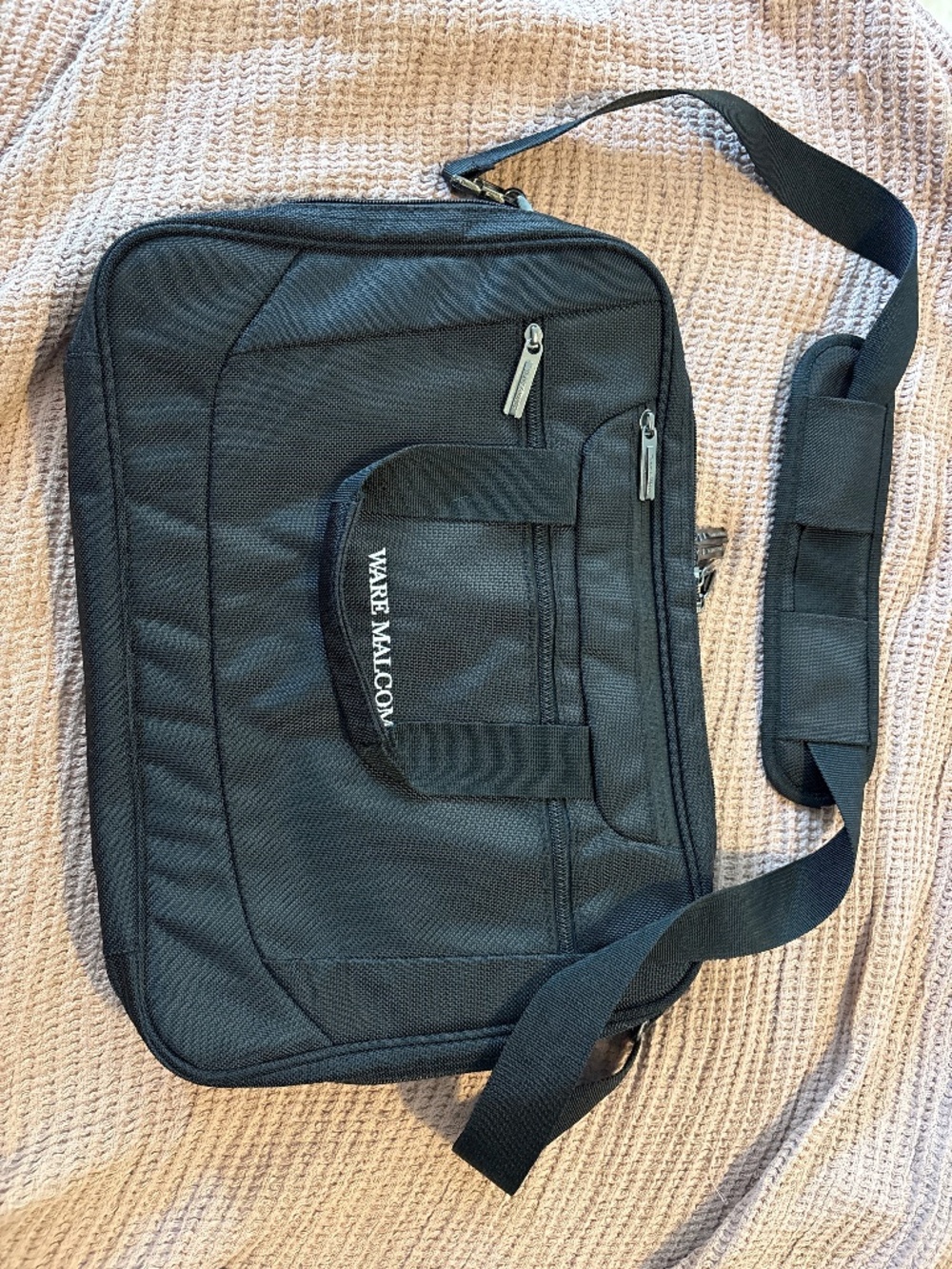 Laptop bag
